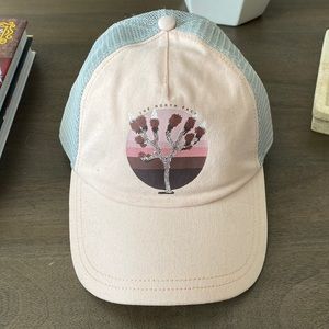 North Face Trucker Baseball Hat